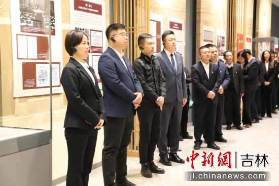 �c��(hu��)�ˆT�^չ�� �O��/�z