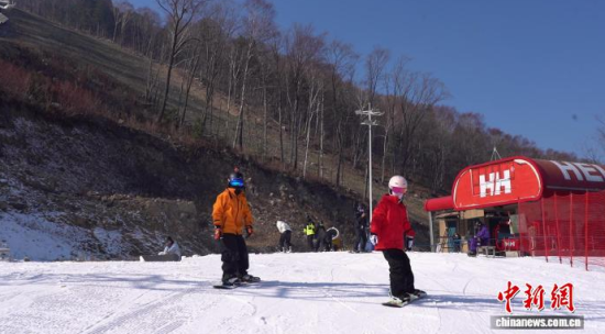 ��ѩ�ۺ����w򞡰�׻�������ʯ���� �z