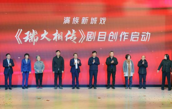 �������������Ŀ��(chu��ng)������(d��ng)������/�z