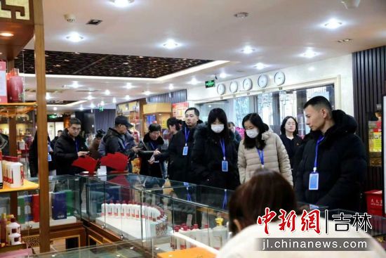 ���M�ߴ������M������ɫ���ֶY�w��^���ؿ�����H���w�������ʡ���M�߅f(xi��)��/���D