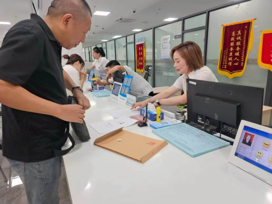 �����ˆT���ڞ�����k��I(y��)��(w��)�� �����hί���������D